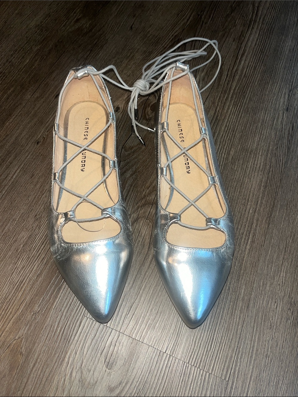 CHINESE LAUNDRY Metallic Pointed Lace-Up Flats
